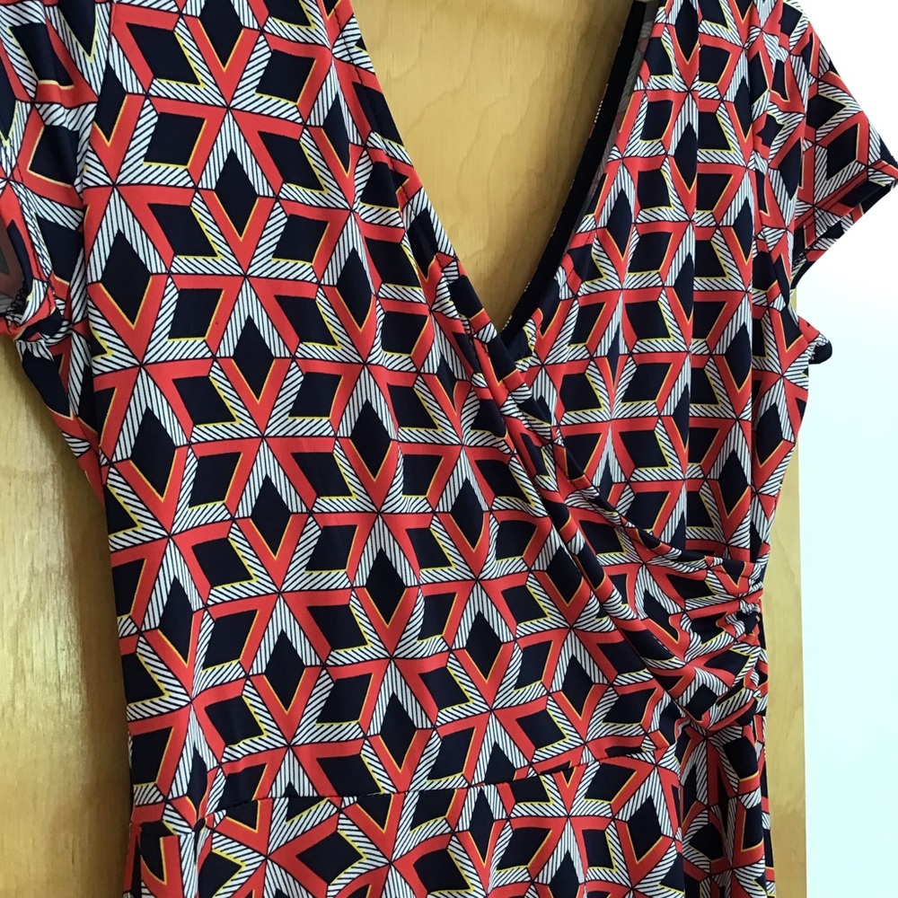 LIKE NEW Kaileigh wrap dress size L